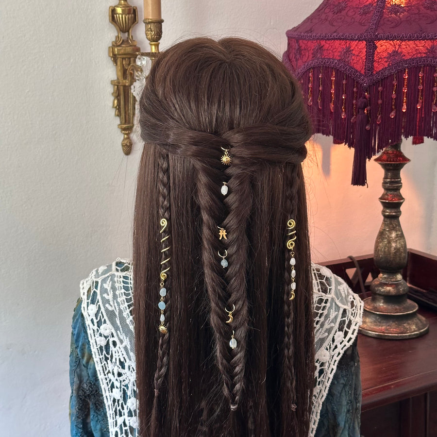 CAPRICORN HAIR JEWELS